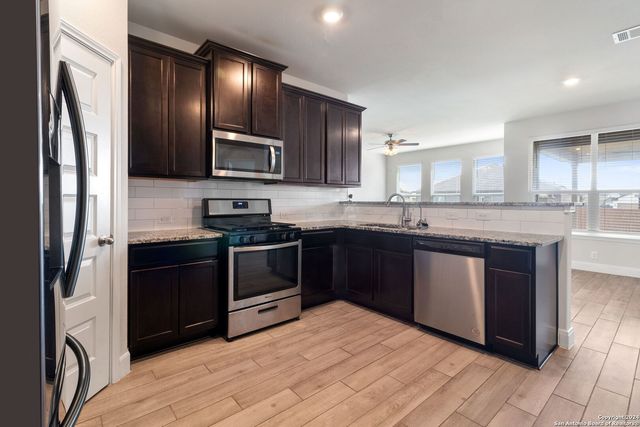 568 Lilac Shls, Cibolo, TX 78108