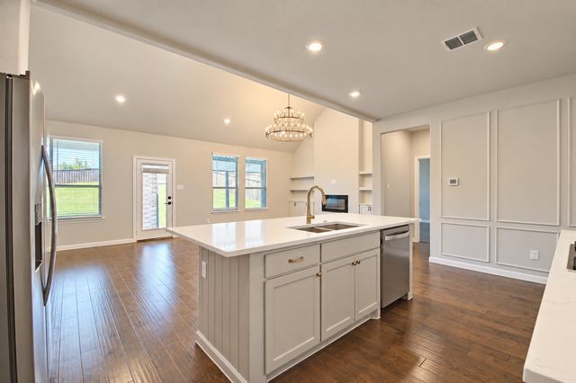 10208 Hanks Creek Road, Fort Worth, TX 76126