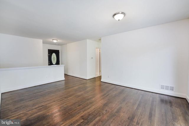 7815 BRISTOW DR, Annandale, VA 22003