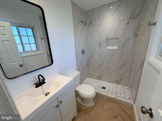 7815 BRISTOW DR, Annandale, VA 22003