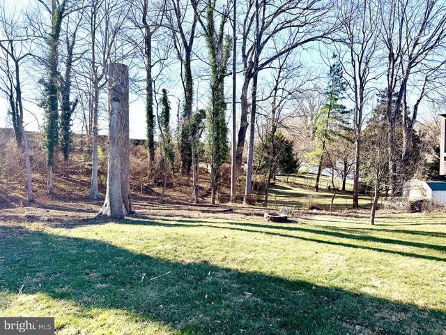 7815 BRISTOW DR, Annandale, VA 22003