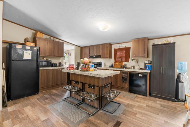 210 County Road 3893 E, Cleveland, TX 77328