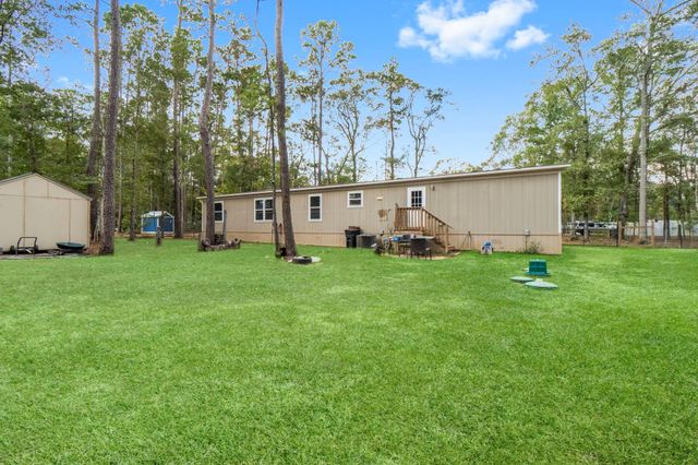 210 County Road 3893 E, Cleveland, TX 77328