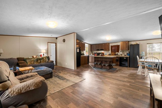 210 County Road 3893 E, Cleveland, TX 77328