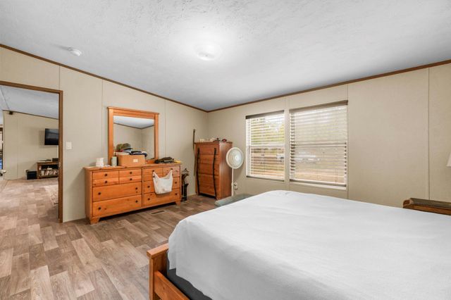 210 County Road 3893 E, Cleveland, TX 77328