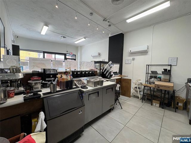 16 Sanford Street, East Orange, NJ 07018