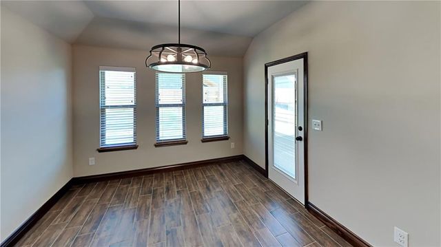 9009 NW 143rd Street, Yukon, OK 73099