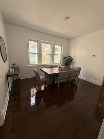 5092 W Monroe Street 1, Chicago, IL 60644