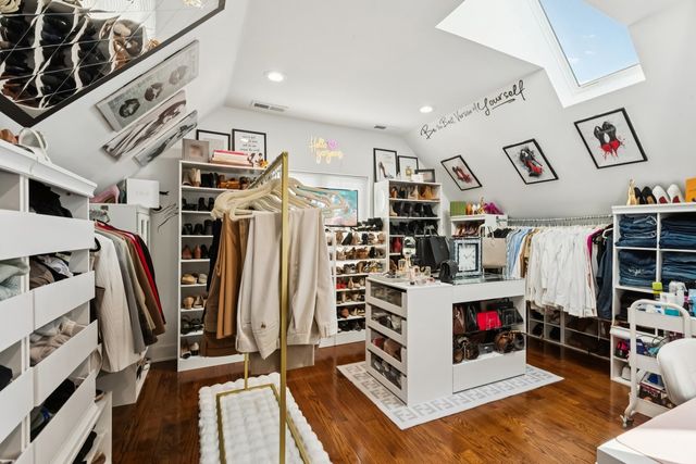 6242 S Nashville Avenue, Chicago, IL 60638