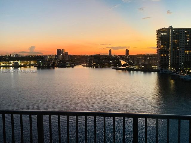 17150 N Bay Rd 2905, Sunny Isles Beach, FL 33160