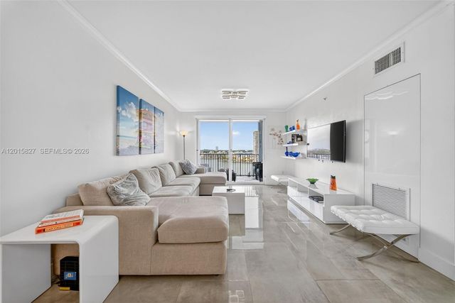 17150 N Bay Rd 2905, Sunny Isles Beach, FL 33160