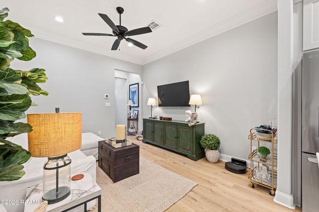 312 Sandstone Avenue, Scott, LA 70583