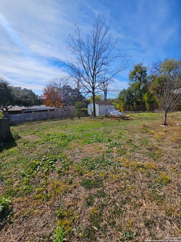 210 Sunnycrest, San Antonio, TX 78228