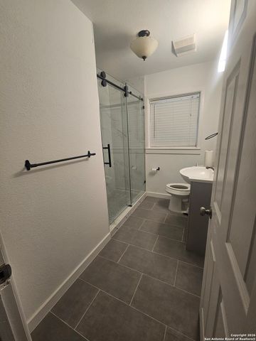 210 Sunnycrest, San Antonio, TX 78228