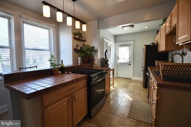 4221 CARDWELL AVE, Nottingham, MD 21236