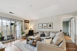 1634 Waterford Drive E, Edison, NJ 08820