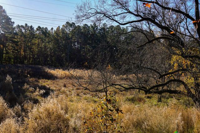 112 Highland Drive, Huntsville, TX 77320