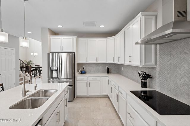 8926 W Denton Lane, Glendale, AZ 85305