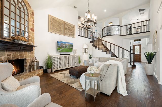 100 Cherry Court, Red Oak, TX 75154