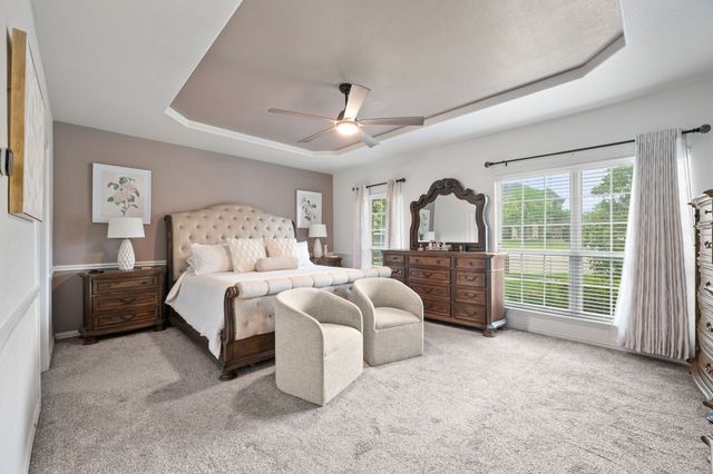 100 Cherry Court, Red Oak, TX 75154
