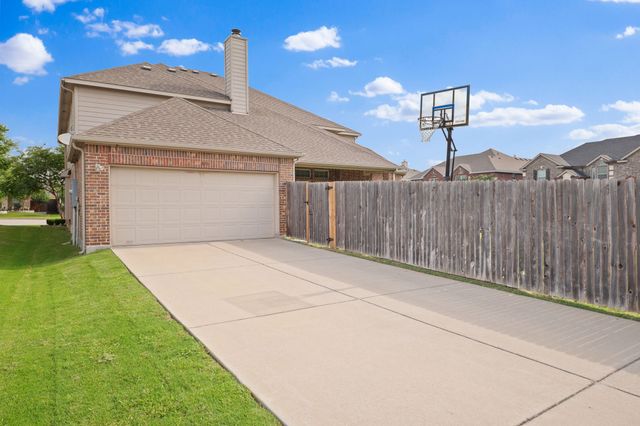 100 Cherry Court, Red Oak, TX 75154