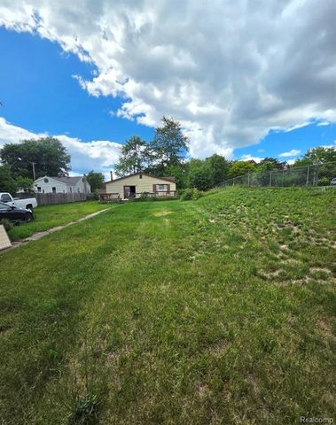 4733 Jamm Road, Lake Orion, MI 48359