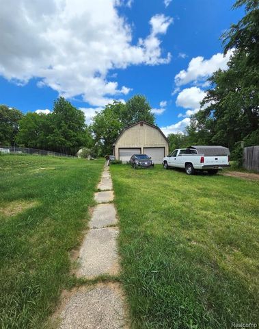 4733 Jamm Road, Lake Orion, MI 48359