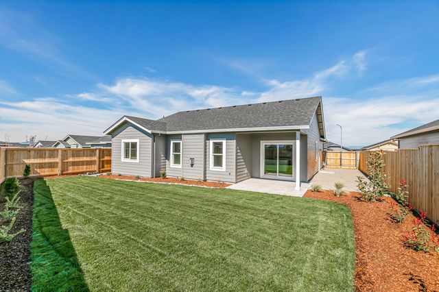 3750 Carlin Drive, Medford, OR 97504