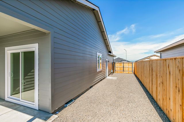 3750 Carlin Drive, Medford, OR 97504