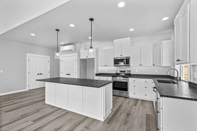 3750 Carlin Drive, Medford, OR 97504