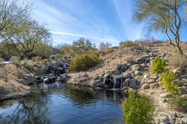 48485 Old Stone Trail, Palm Desert, CA 92260
