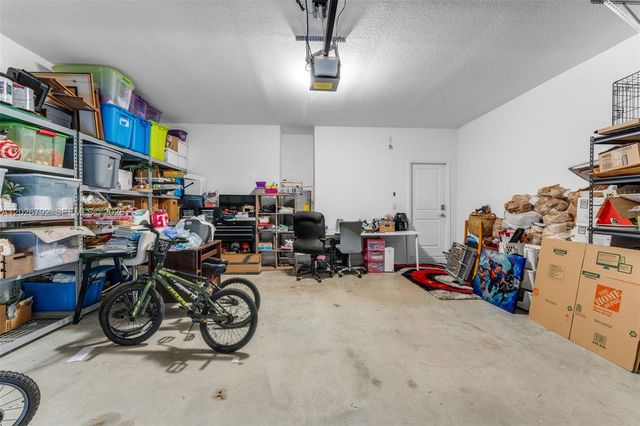 11865 SW 252nd Ter, Homestead, FL 33032