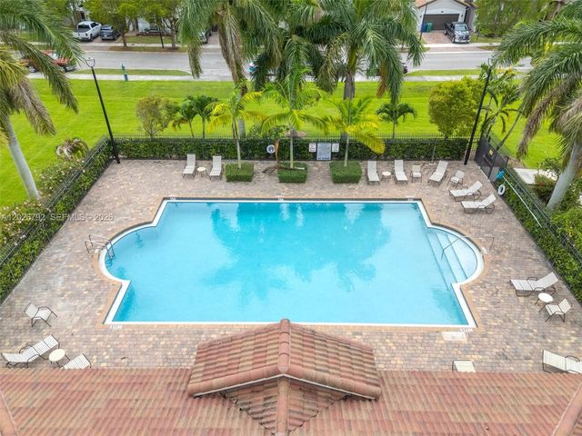 11865 SW 252nd Ter, Homestead, FL 33032