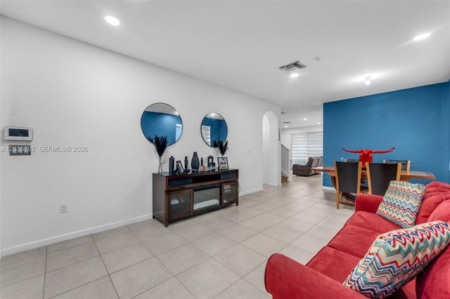 11865 SW 252nd Ter, Homestead, FL 33032