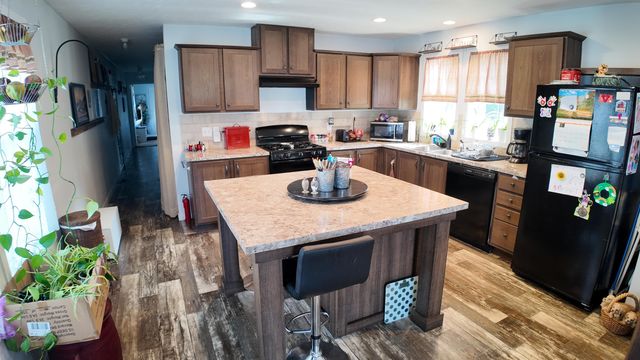 14243 Bogie Lane, Olive Twp, MI 49460