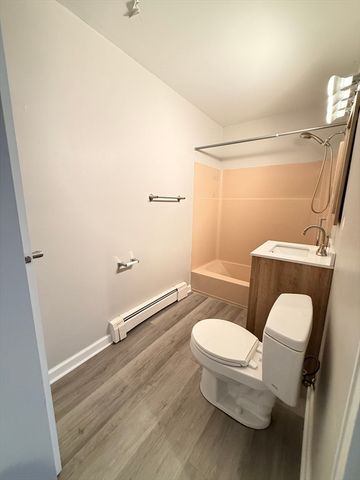 100 Grand View Ave 9c, Quincy, MA 02170