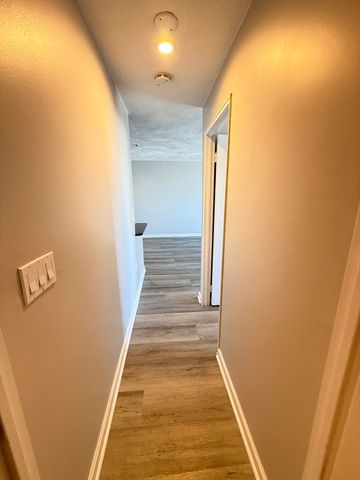 100 Grand View Ave 9c, Quincy, MA 02170