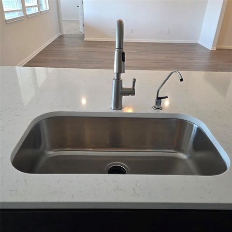 141 Pendleton DR, Kyle, TX 78640