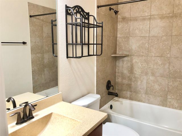 2935 Eden Trail Lane, Richmond, TX 77406