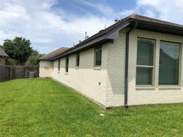 2935 Eden Trail Lane, Richmond, TX 77406