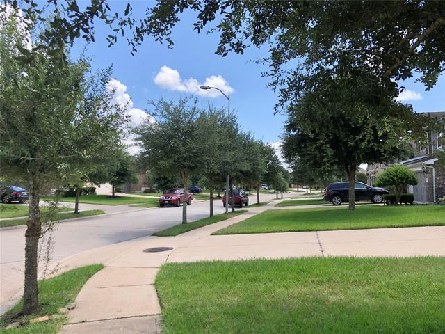 2935 Eden Trail Lane, Richmond, TX 77406