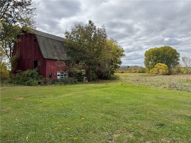 2770 Pre Emption Road, Geneva Town, NY 14456
