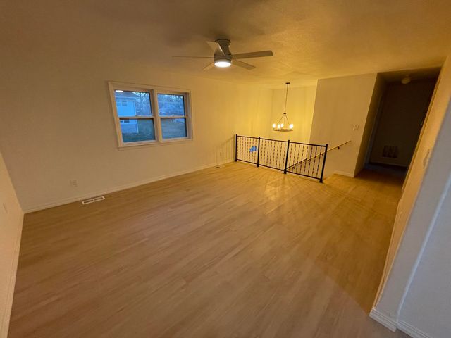 292 Rea Street, Hollister, MO 65672