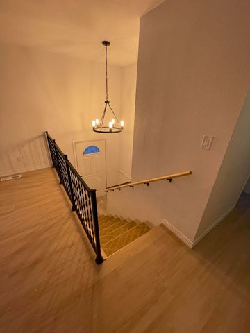 292 Rea Street, Hollister, MO 65672