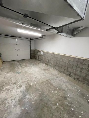 292 Rea Street, Hollister, MO 65672