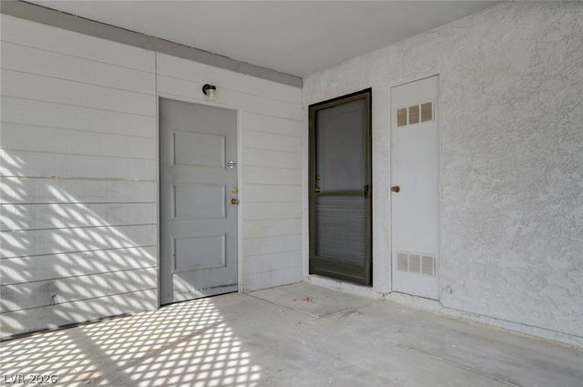 6304 Espinosa Avenue, Las Vegas, NV 89108