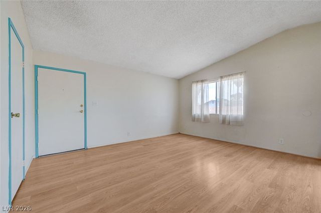 6304 Espinosa Avenue, Las Vegas, NV 89108