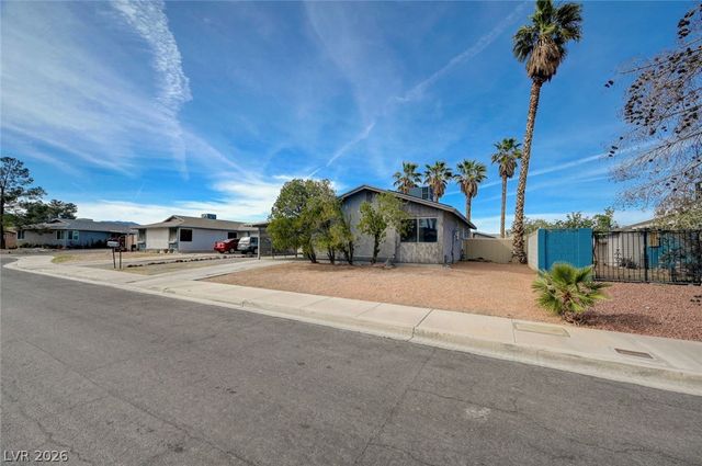 6304 Espinosa Avenue, Las Vegas, NV 89108