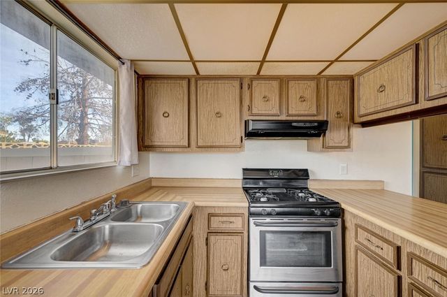 6304 Espinosa Avenue, Las Vegas, NV 89108