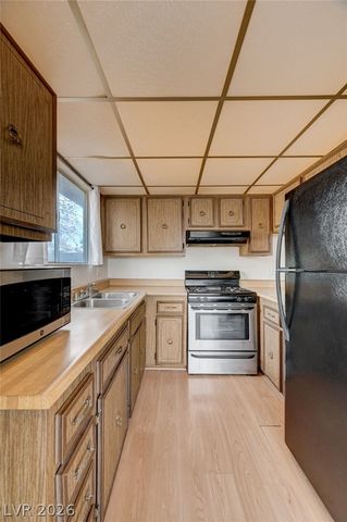 6304 Espinosa Avenue, Las Vegas, NV 89108